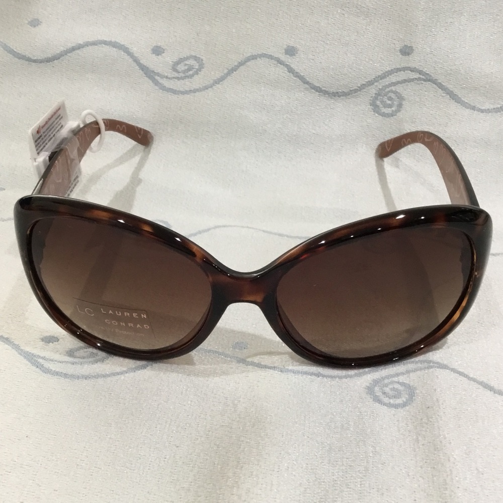 LC Lauren Conrad Belay Retro sunglasses